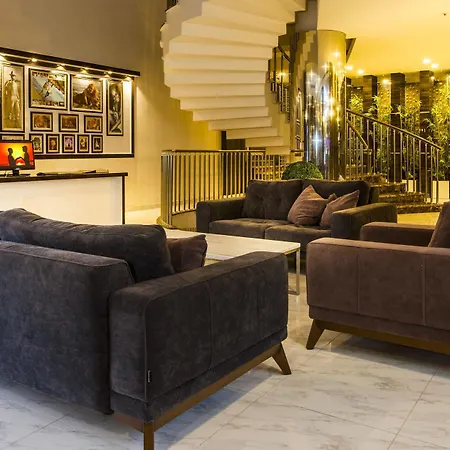 Hotel Avena &