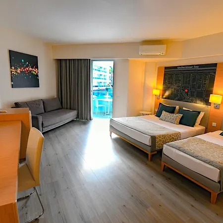 Avena & 酒店 阿拉尼亚