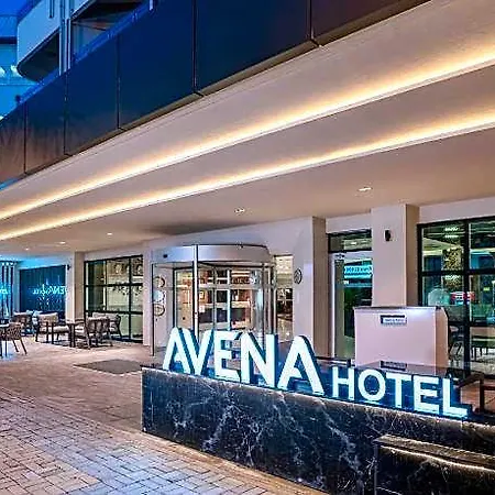 호텔 Avena & 4*