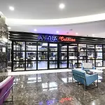 Hotel Avena & 4*